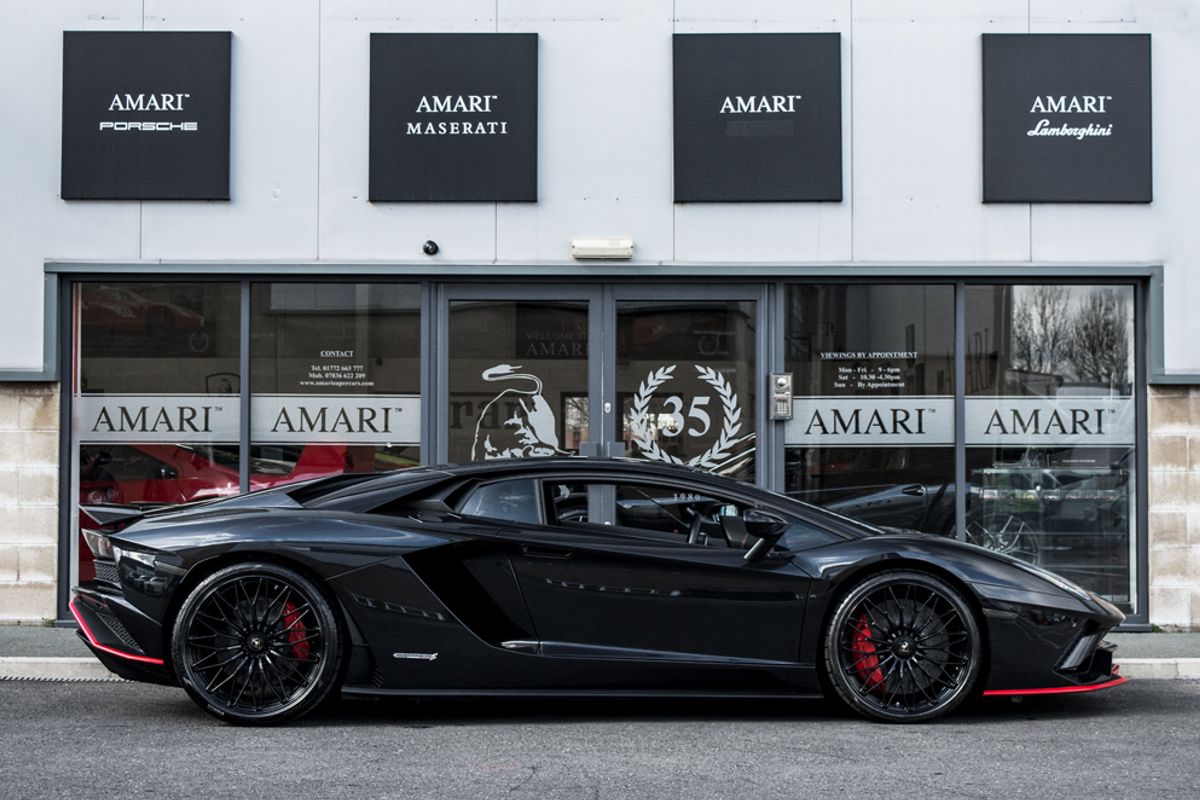 LAMBORGHINI AVENTADOR COUPE 6.5 LP 740-4 S 2DR SEMI AUTOMATIC