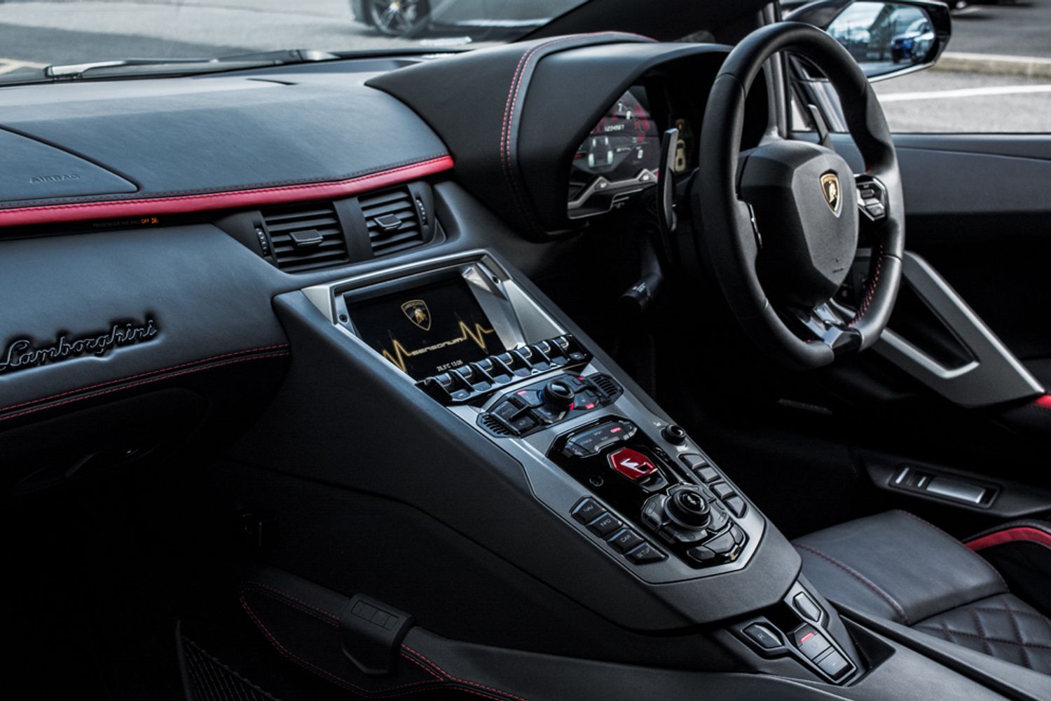 LAMBORGHINI AVENTADOR COUPE 6.5 LP 740-4 S 2DR SEMI AUTOMATIC