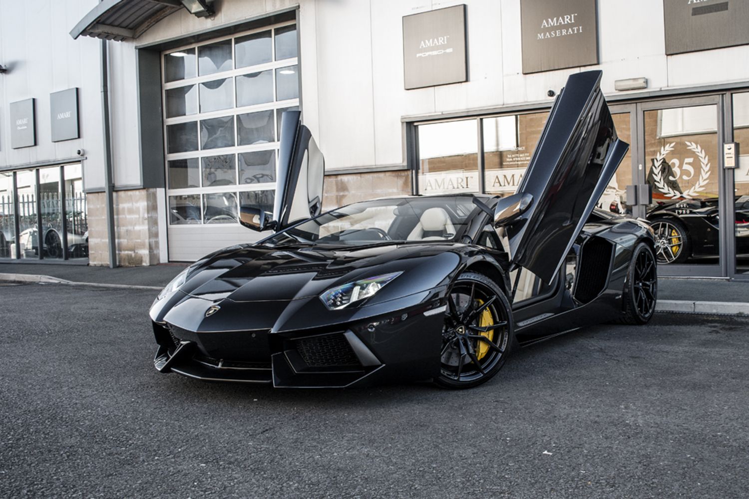LAMBORGHINI AVENTADOR CONVERTIBLE 6.5 LP 700-4 ROADSTER 2DR SEMI AUTOMATIC