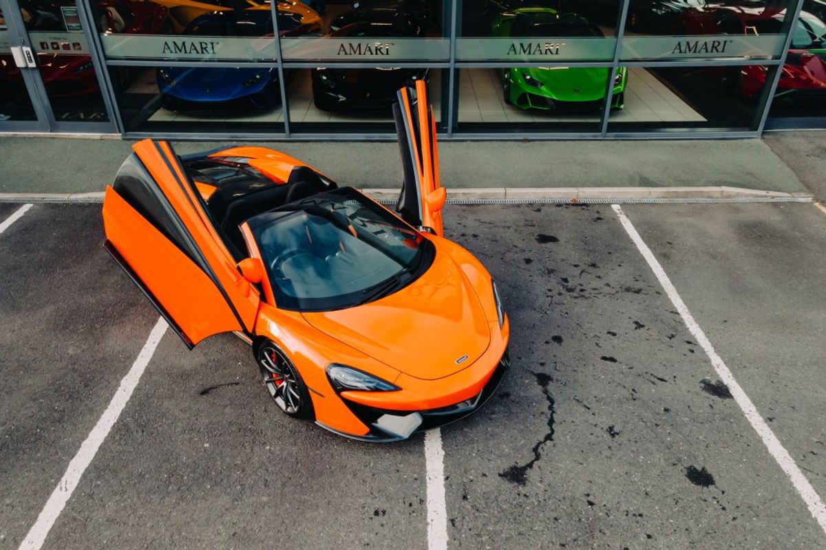 MCLAREN 570S CONVERTIBLE 3.8 V8 SSG 2DR SEMI AUTOMATIC
