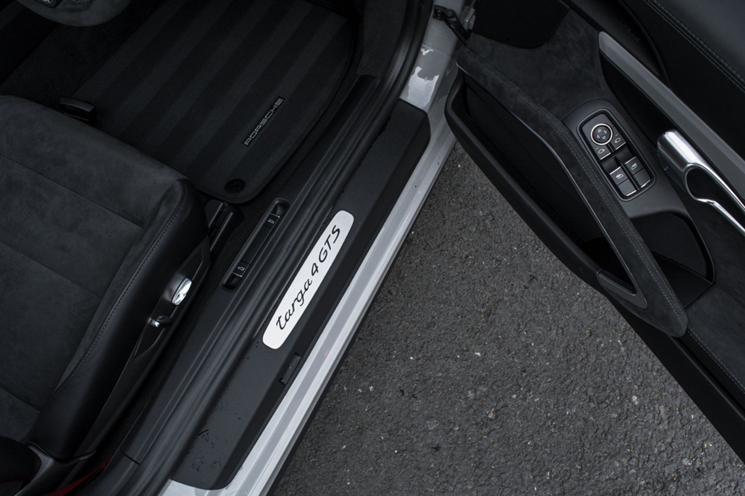 PORSCHE 911 CONVERTIBLE 3.0 TARGA 4 GTS PDK 2DR SEMI AUTOMATIC