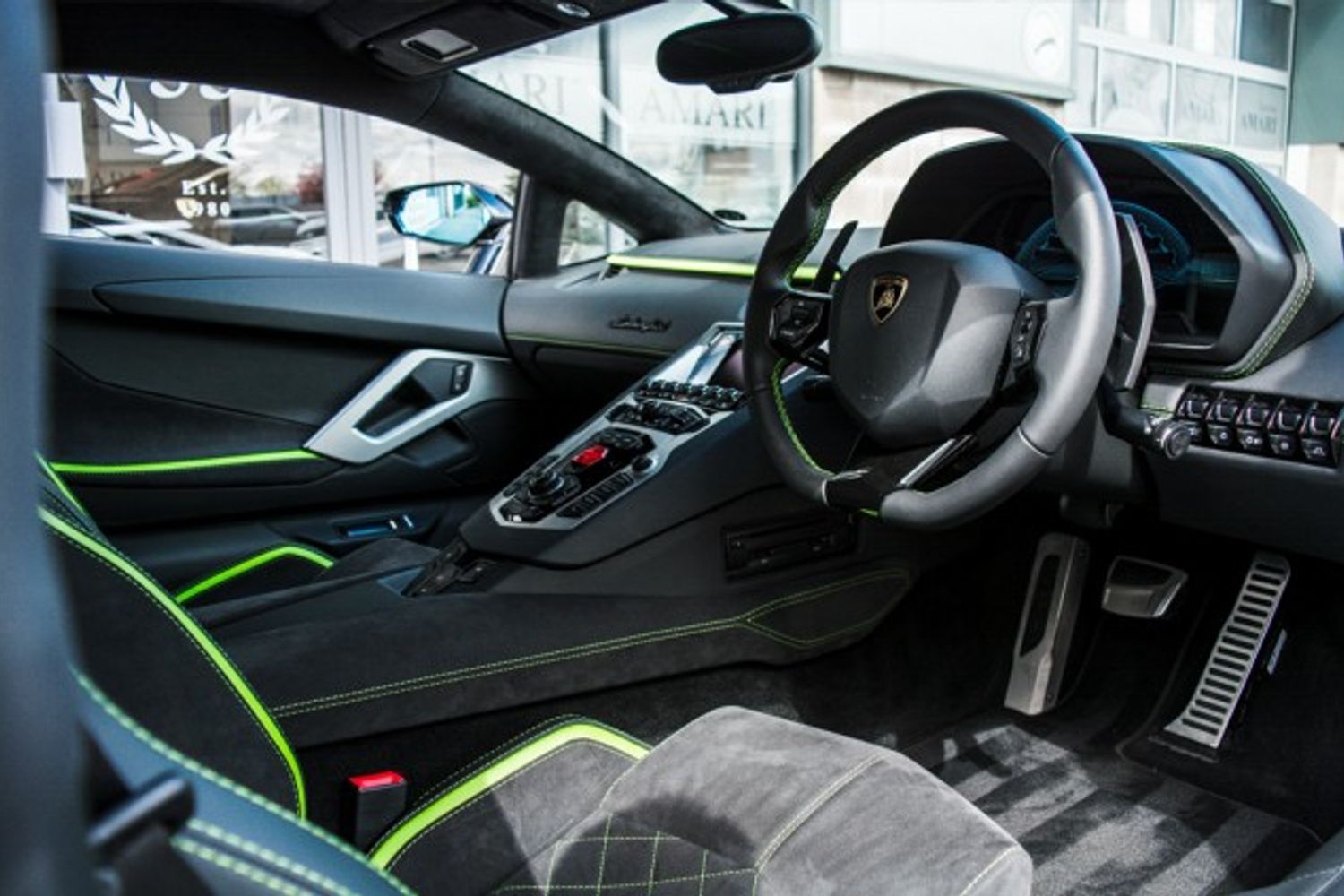 LAMBORGHINI AVENTADOR COUPE 6.5 LP 740-4 S 2DR SEMI AUTOMATIC