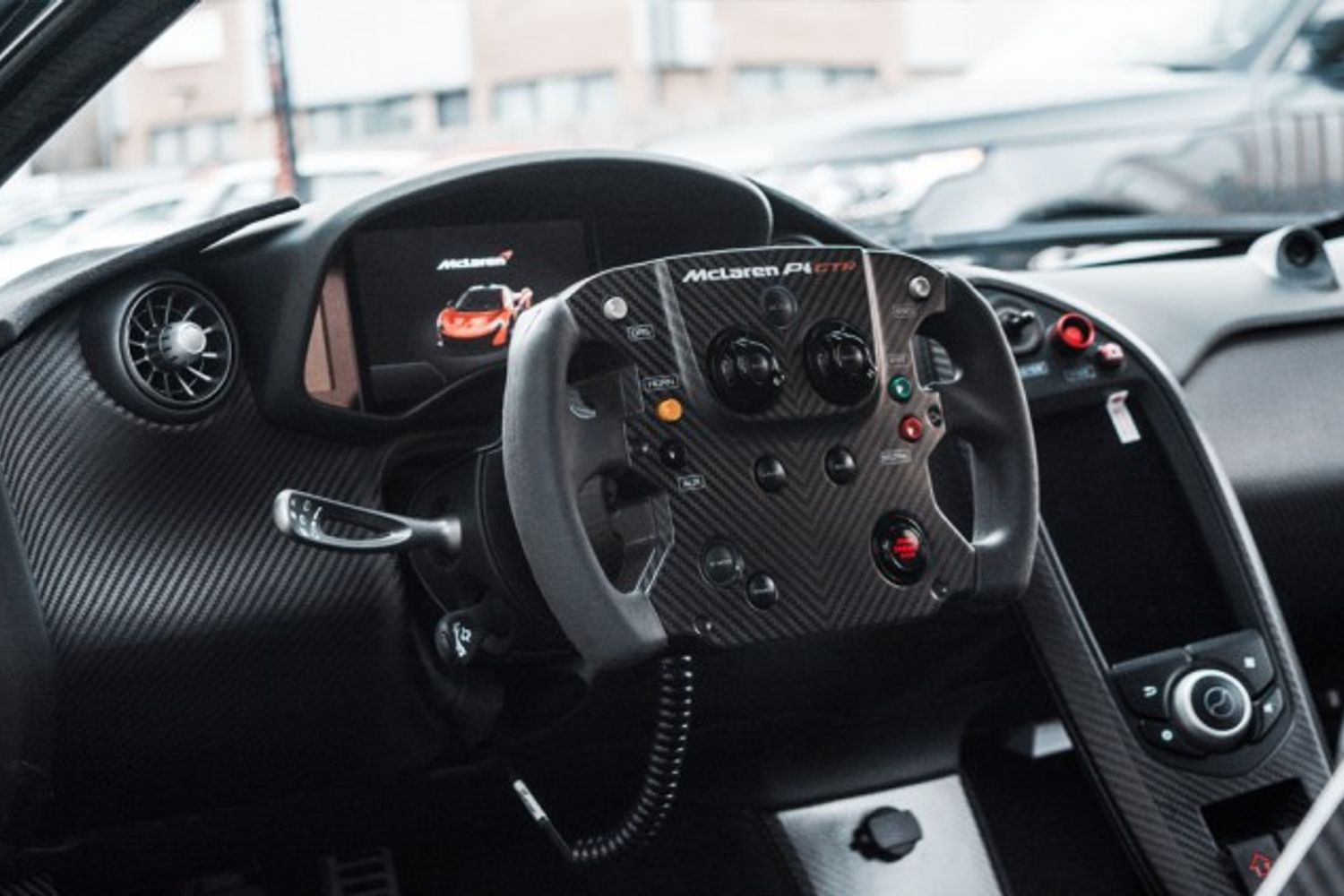 MCLAREN P1 HYBRID ELECTRIC 3.8 P1 AUTO