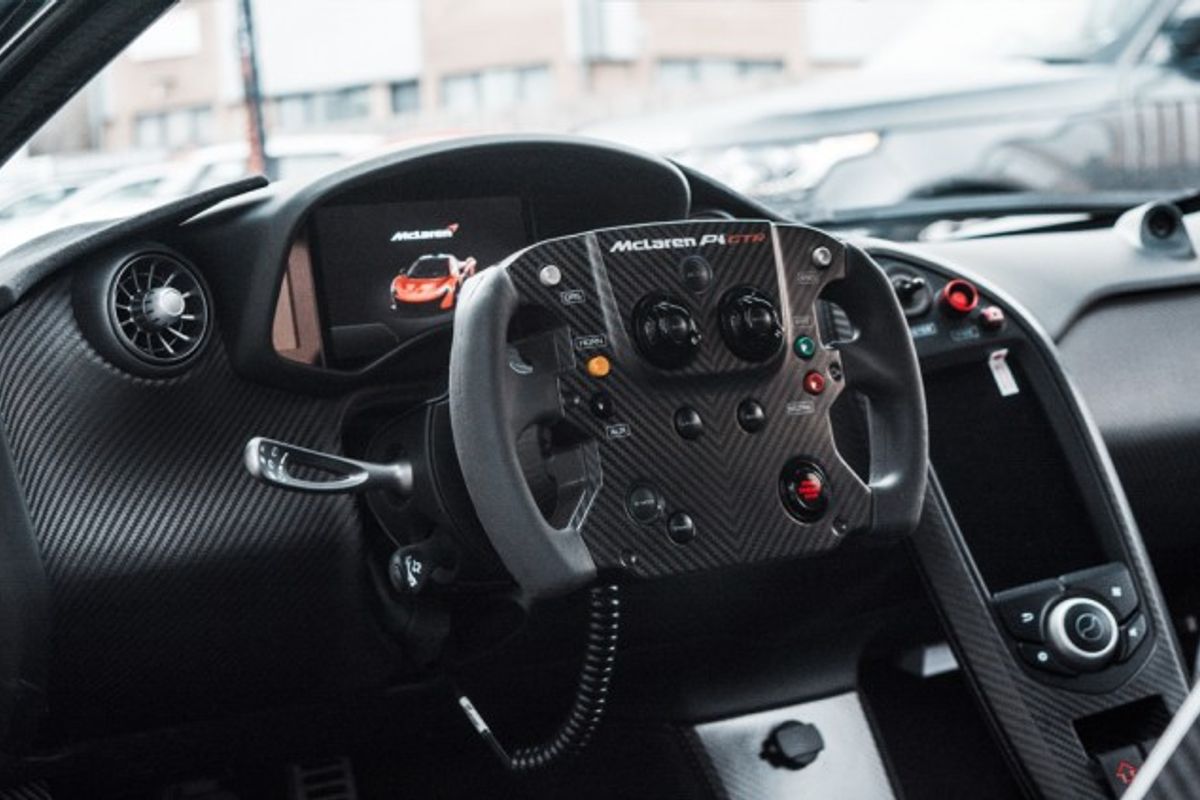 MCLAREN P1 HYBRID ELECTRIC 3.8 P1 AUTO