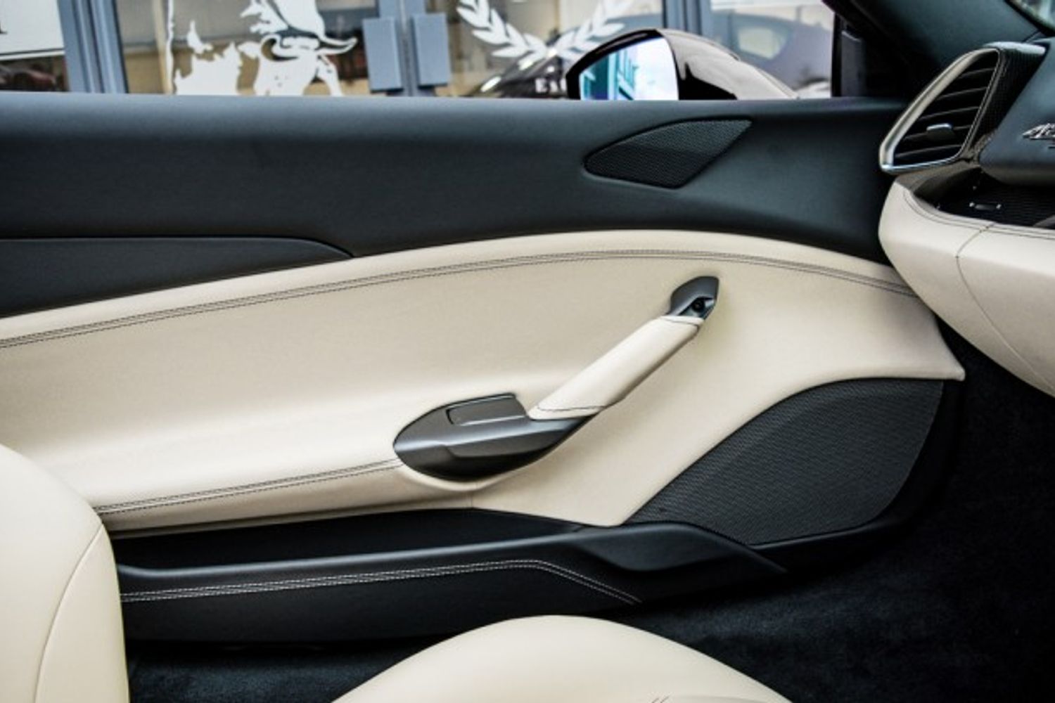 FERRARI 488 CONVERTIBLE 3.9 SPIDER 2DR SEMI AUTOMATIC