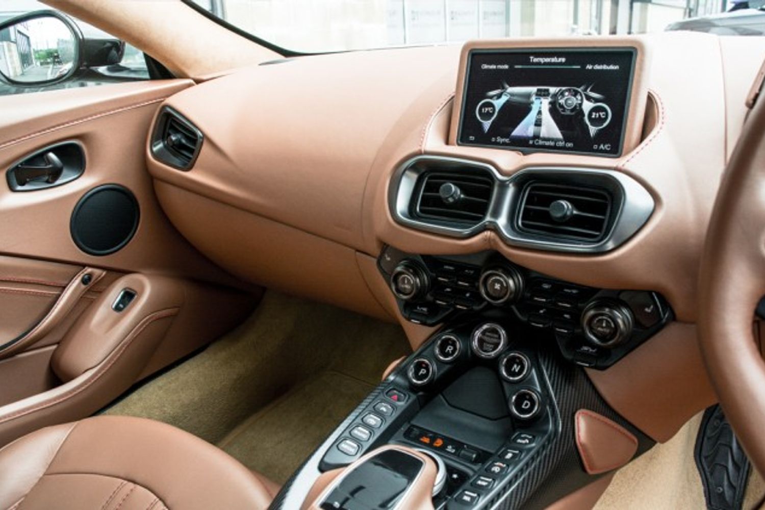 ASTON MARTIN Vantage 4.0 V8 Auto