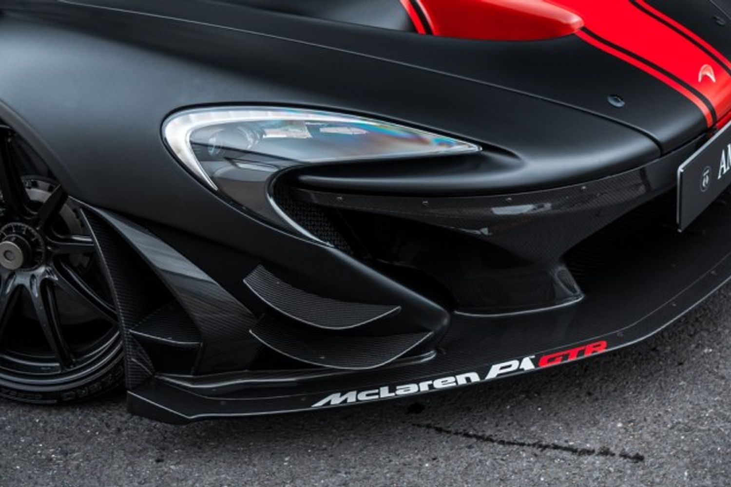 MCLAREN P1 HYBRID ELECTRIC 3.8 P1 AUTO