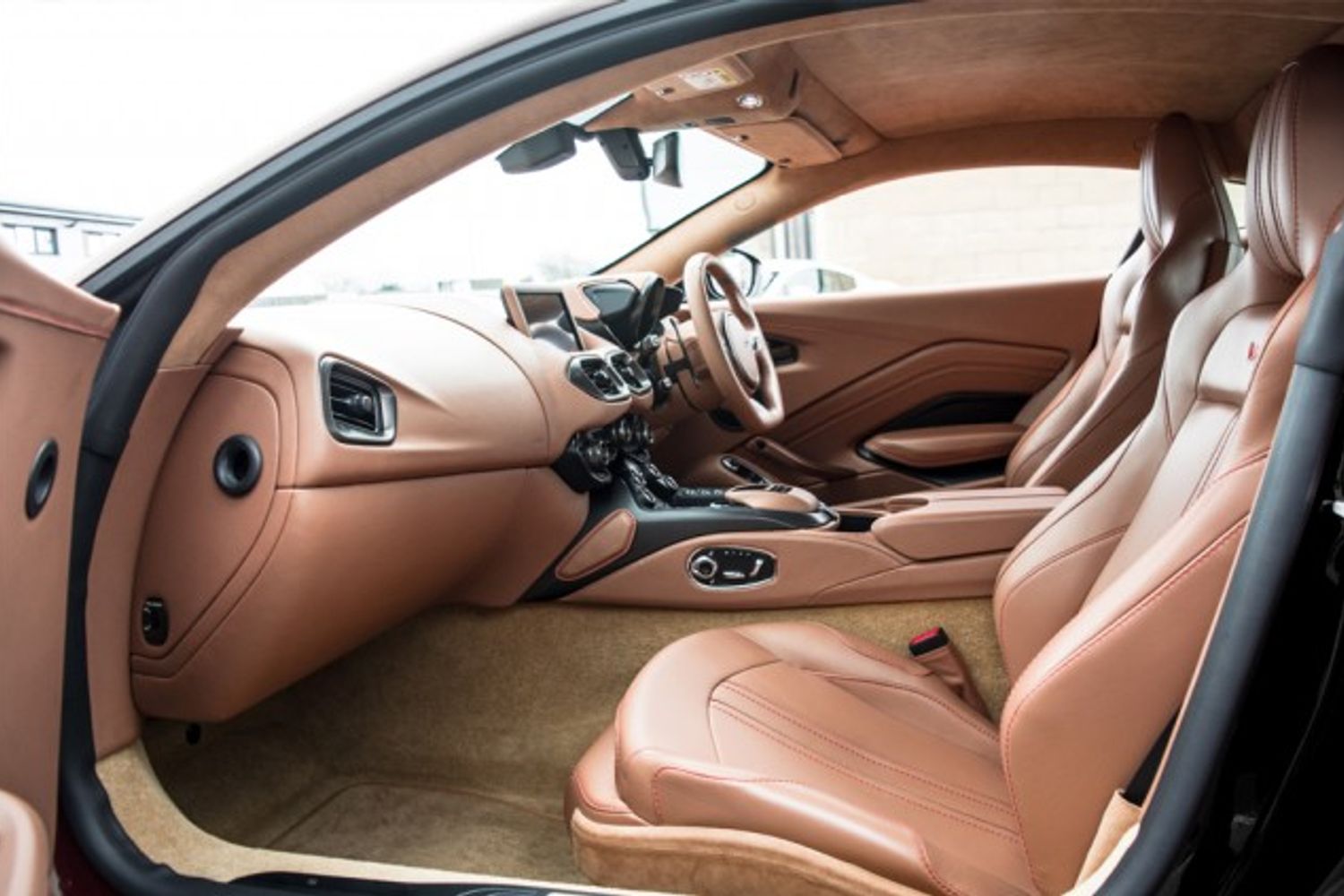 ASTON MARTIN Vantage 4.0 V8 Auto