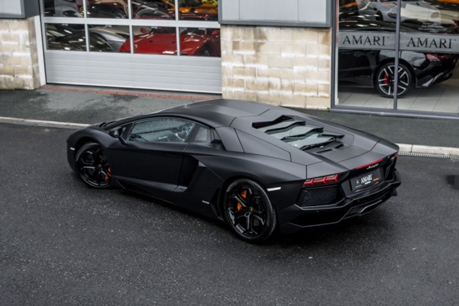 LAMBORGHINI AVENTADOR COUPE 6.5 V12 2DR SEMI AUTOMATIC