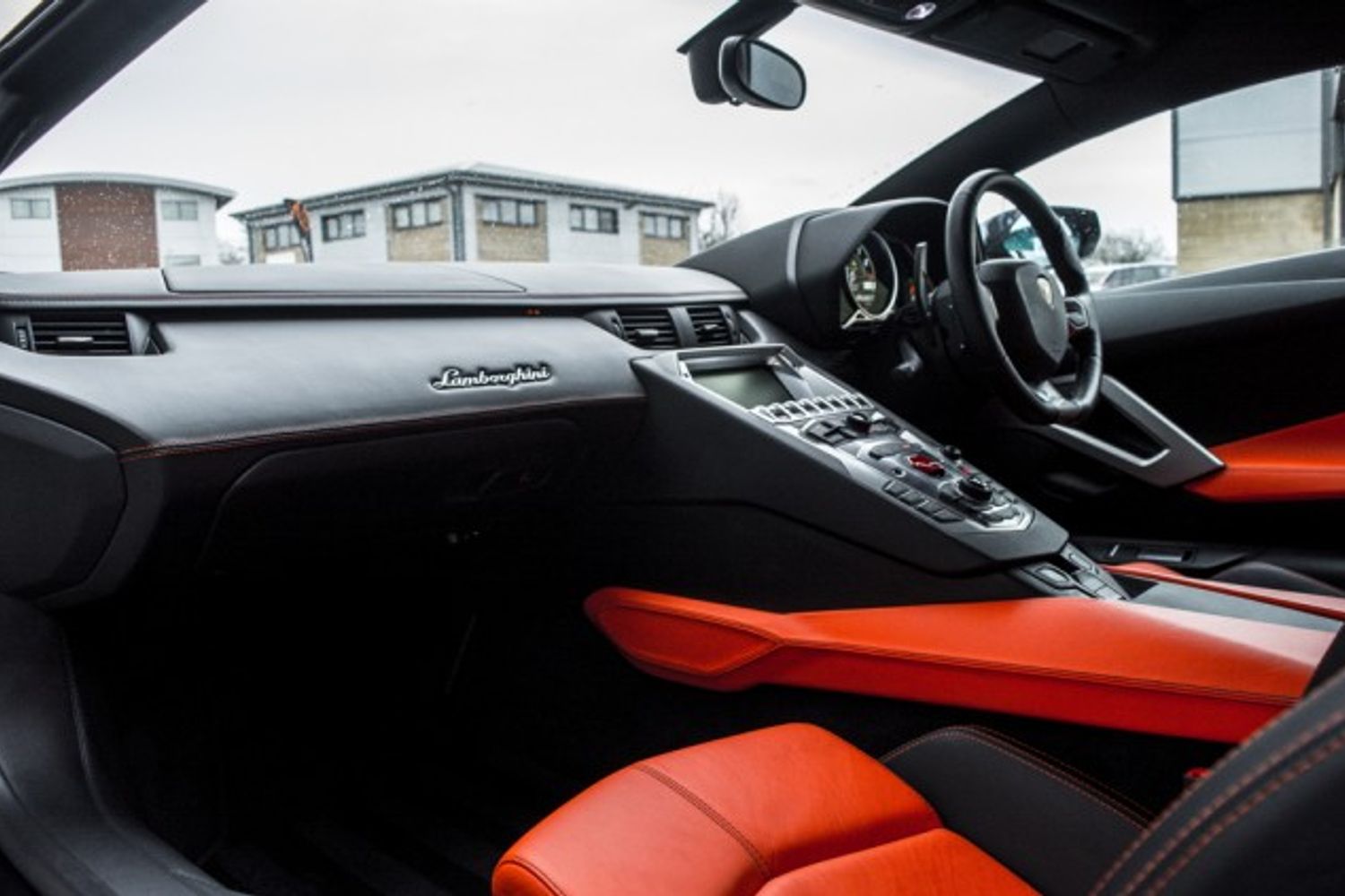 LAMBORGHINI AVENTADOR COUPE 6.5 V12 2DR SEMI AUTOMATIC