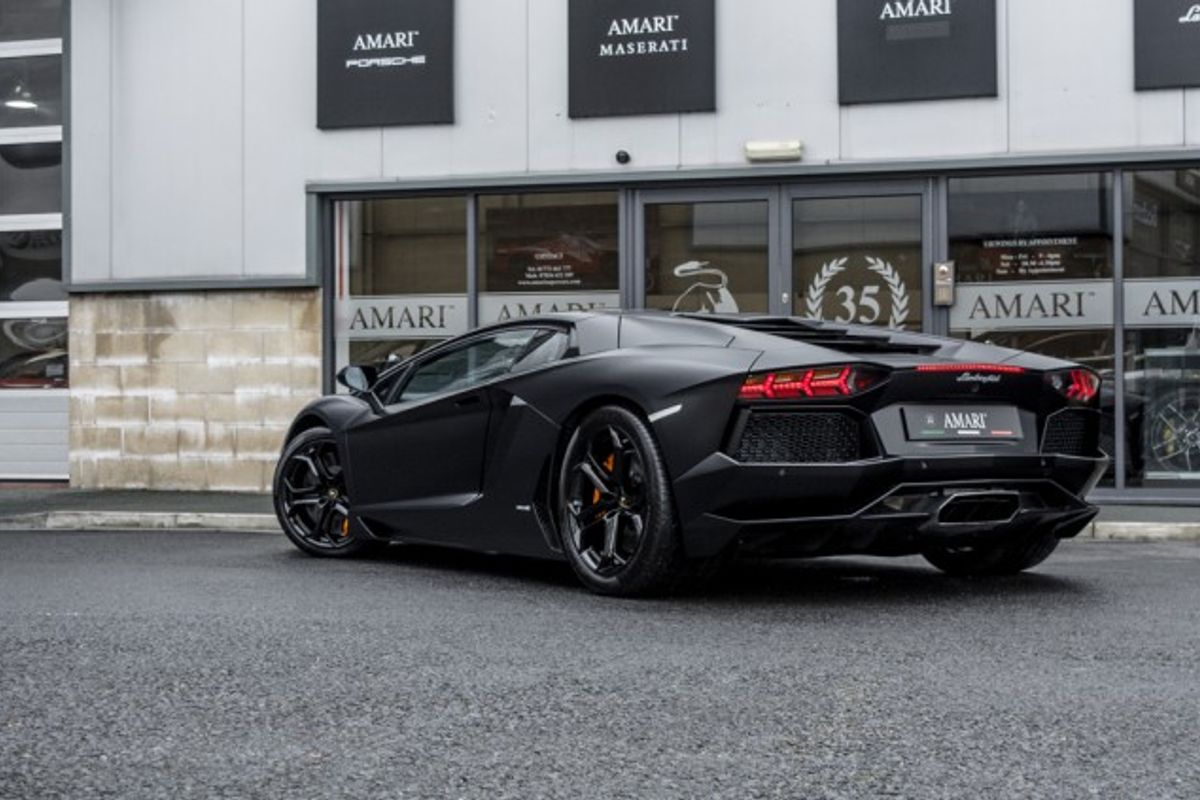 LAMBORGHINI AVENTADOR COUPE 6.5 V12 2DR SEMI AUTOMATIC
