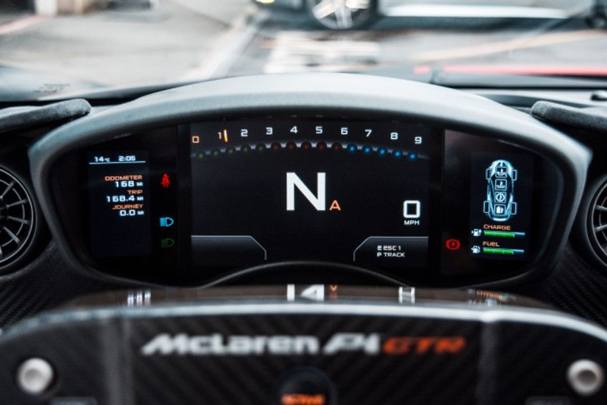 MCLAREN P1 HYBRID ELECTRIC 3.8 P1 AUTO