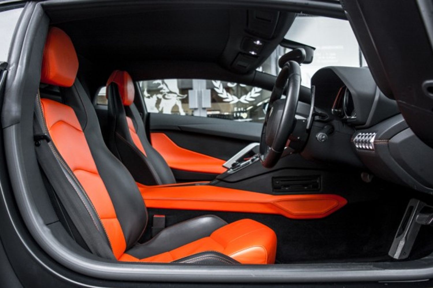 LAMBORGHINI AVENTADOR COUPE 6.5 V12 2DR SEMI AUTOMATIC