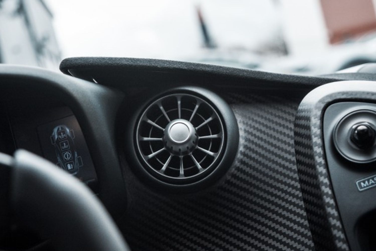 MCLAREN P1 HYBRID ELECTRIC 3.8 P1 AUTO