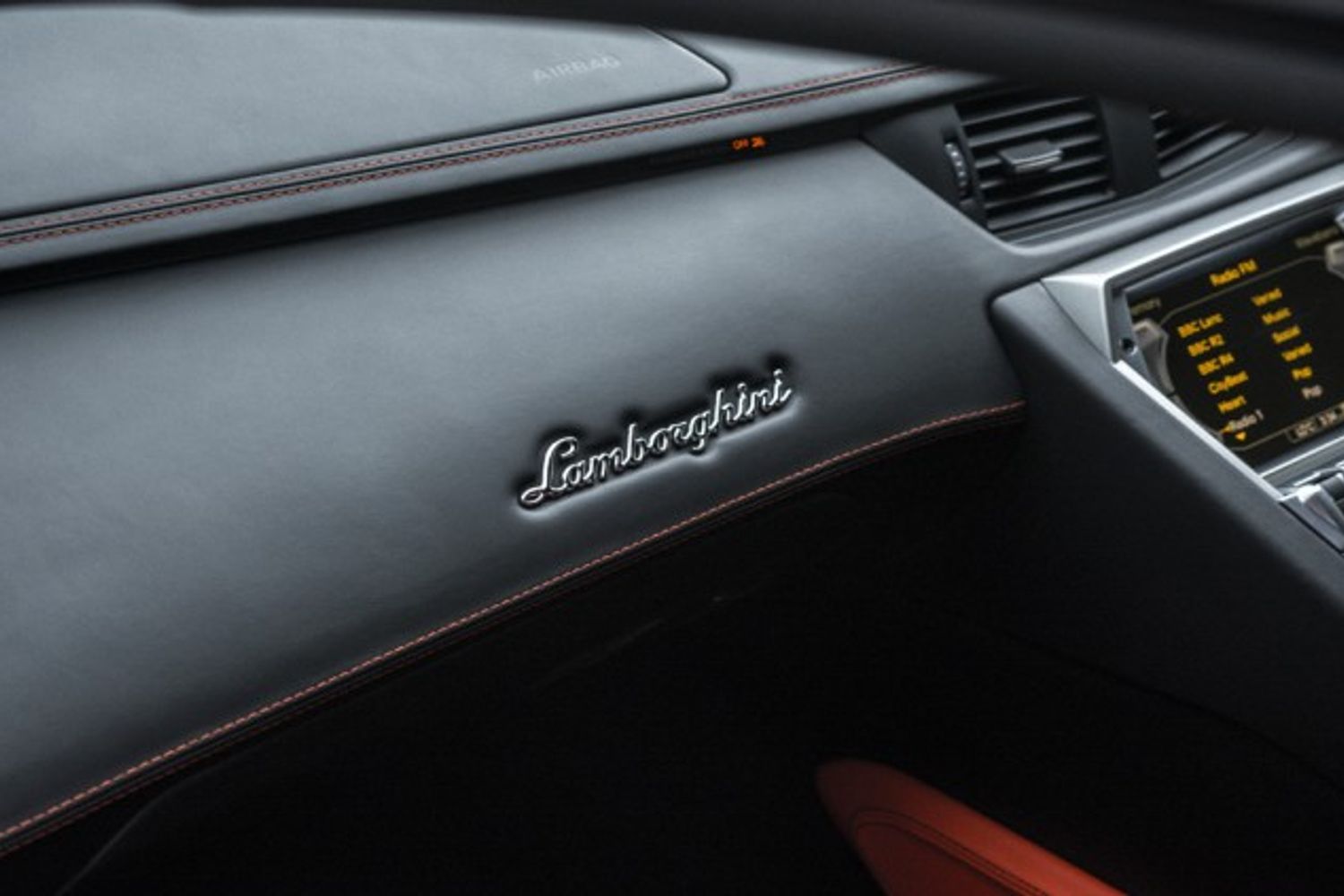 LAMBORGHINI AVENTADOR COUPE 6.5 V12 2DR SEMI AUTOMATIC