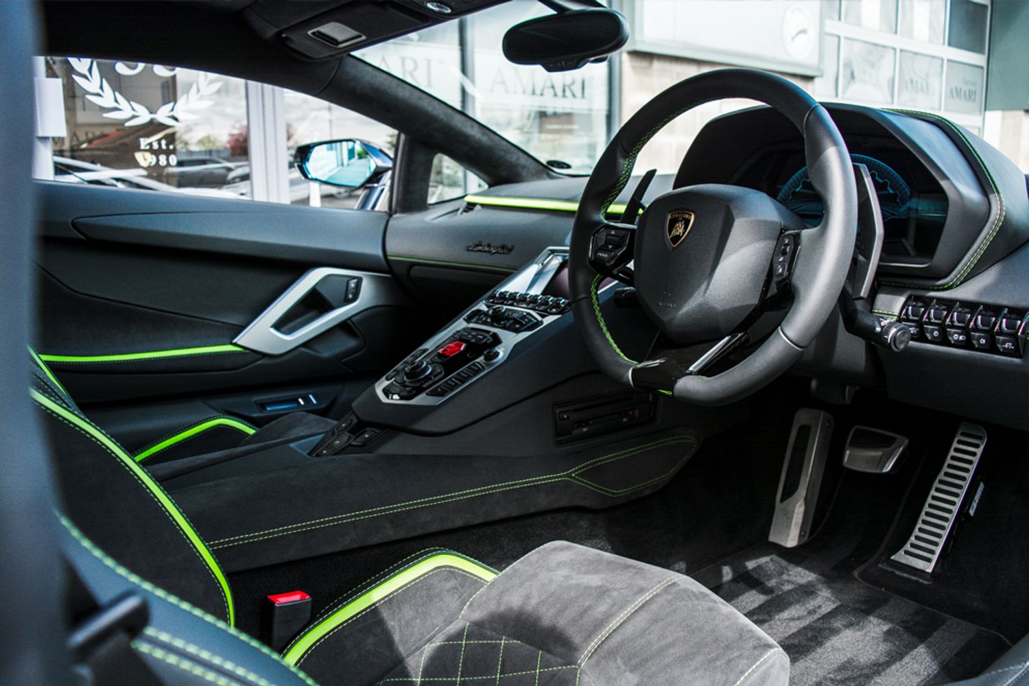 LAMBORGHINI AVENTADOR COUPE 6.5 LP 740-4 S 2DR SEMI AUTOMATIC