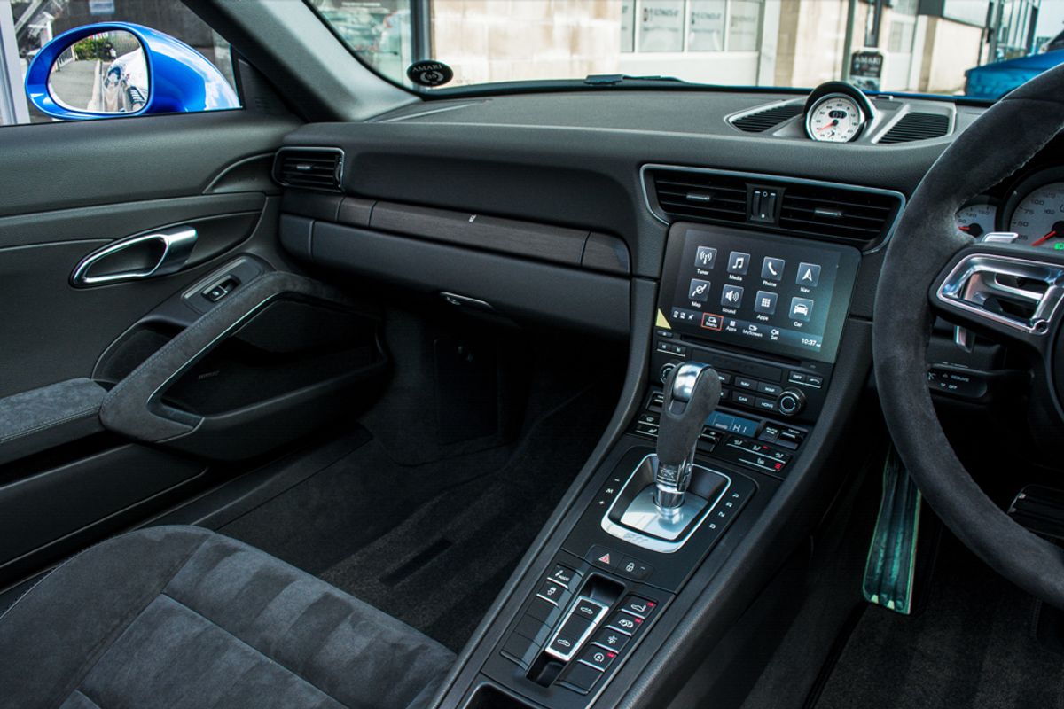 PORSCHE 911 CONVERTIBLE 3.0 TARGA 4 PDK 2DR SEMI AUTOMATIC