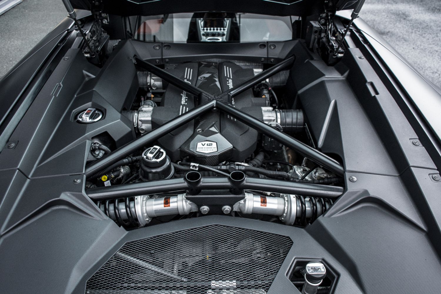 LAMBORGHINI AVENTADOR COUPE 6.5 V12 2DR SEMI AUTOMATIC