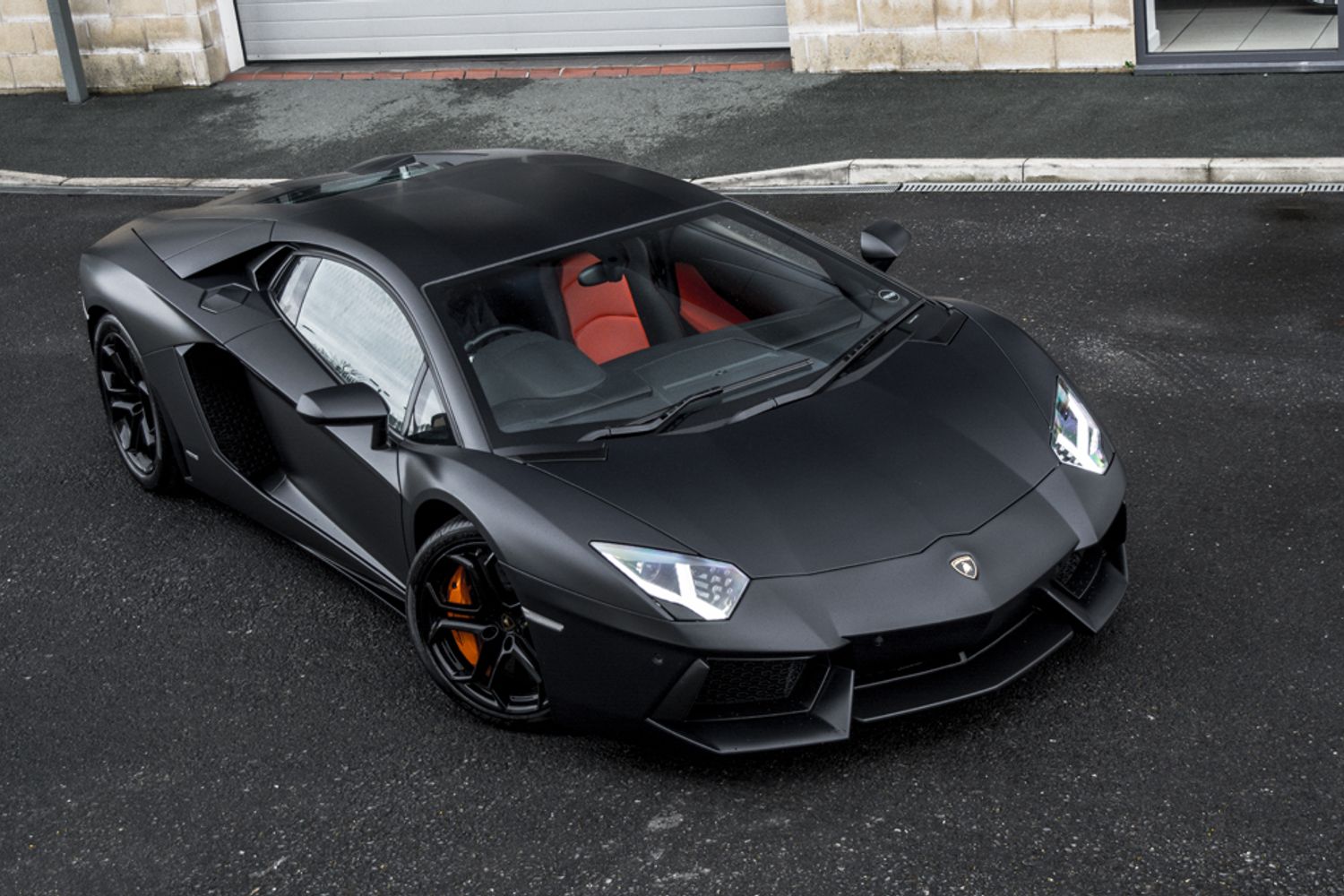 LAMBORGHINI AVENTADOR COUPE 6.5 V12 2DR SEMI AUTOMATIC