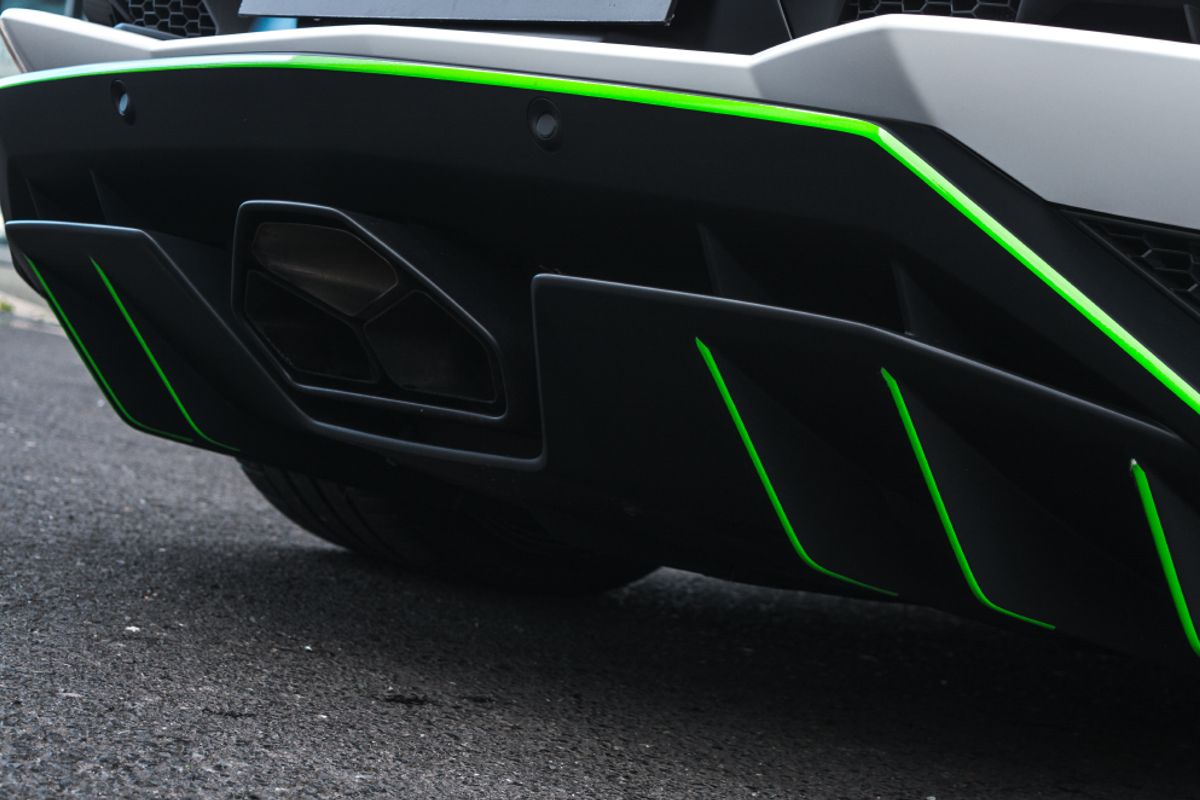 LAMBORGHINI AVENTADOR COUPE 6.5 LP 740-4 S 2DR SEMI AUTOMATIC