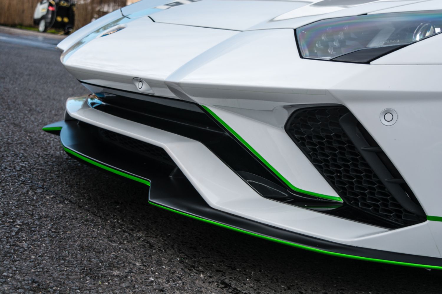 LAMBORGHINI AVENTADOR COUPE 6.5 LP 740-4 S 2DR SEMI AUTOMATIC