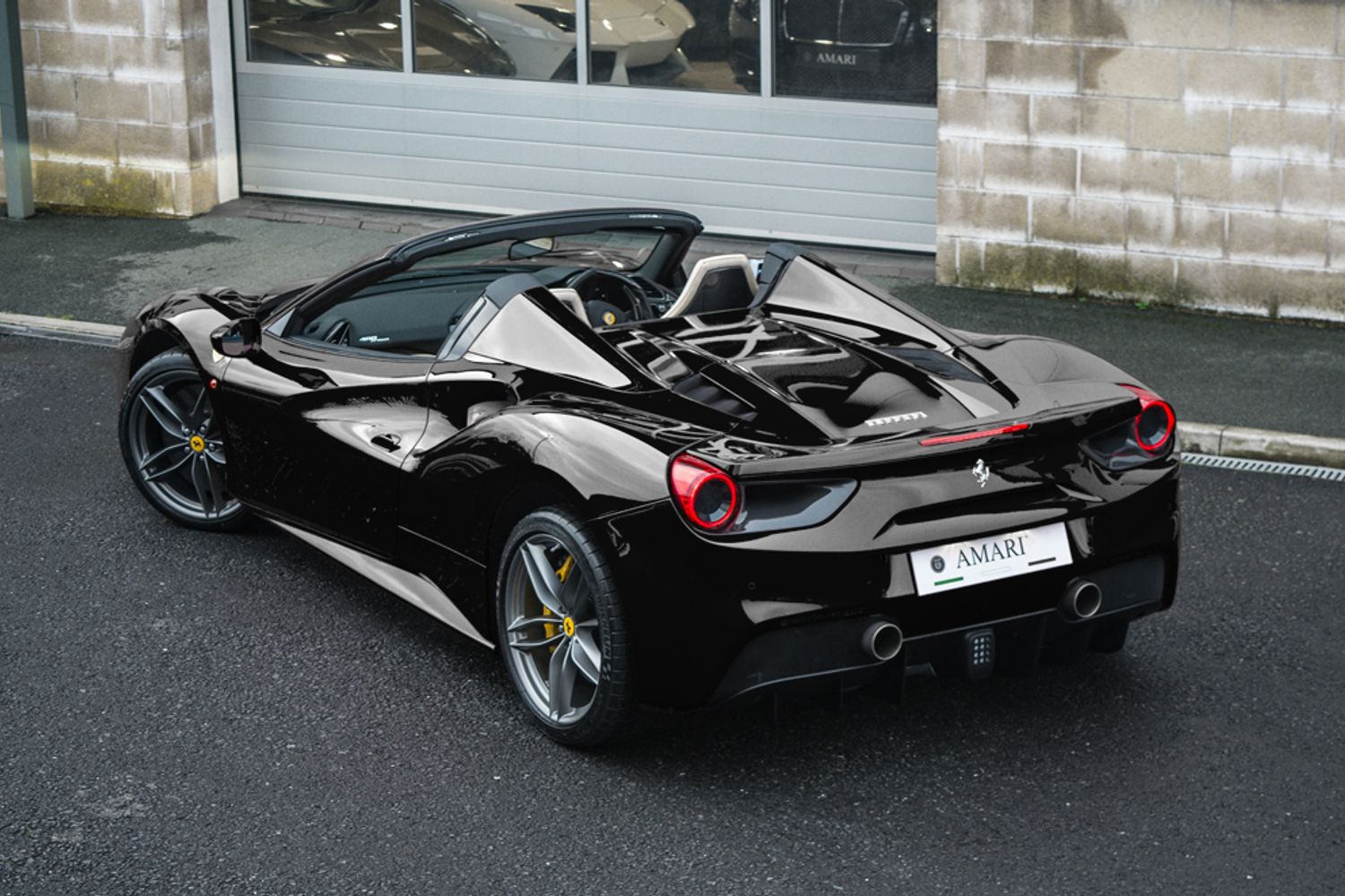 FERRARI 488 CONVERTIBLE 3.9 SPIDER 2DR SEMI AUTOMATIC