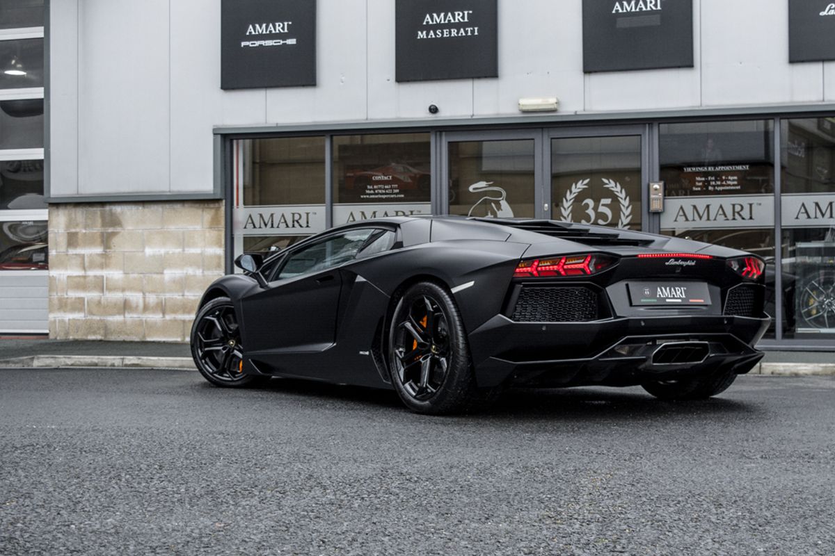 LAMBORGHINI AVENTADOR COUPE 6.5 V12 2DR SEMI AUTOMATIC