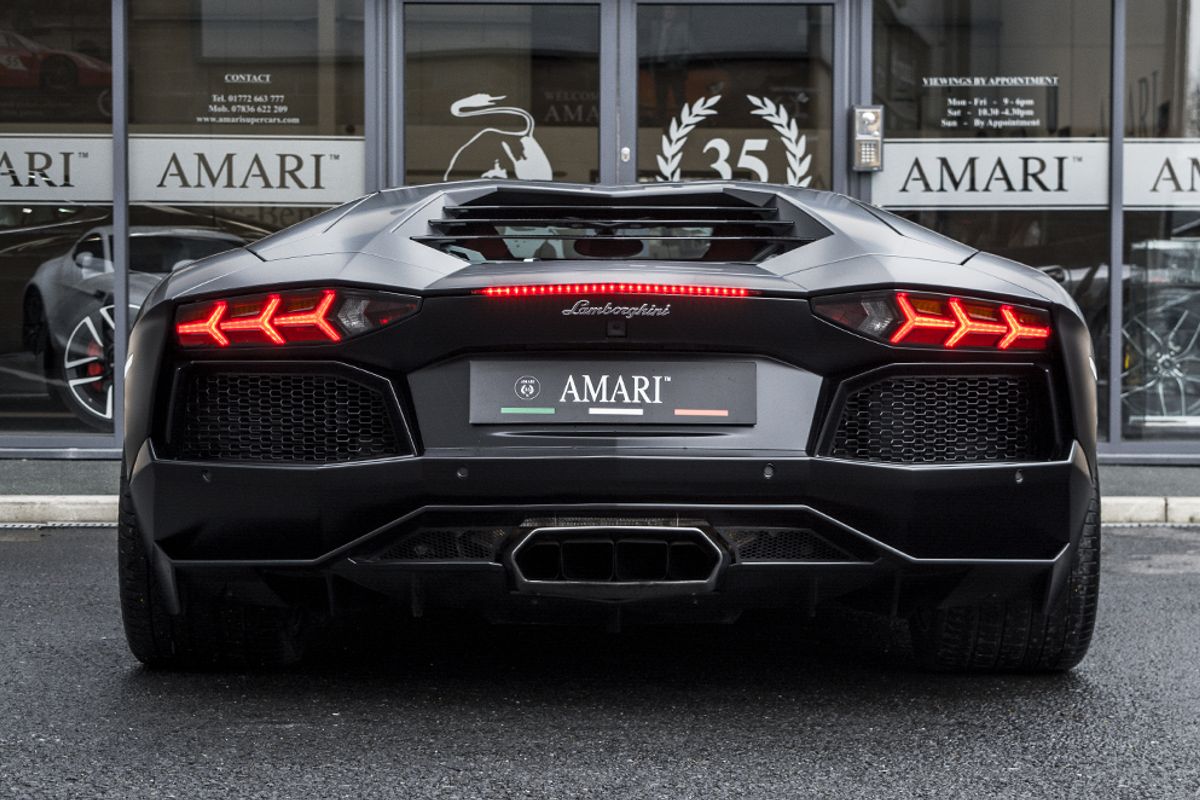 LAMBORGHINI AVENTADOR COUPE 6.5 V12 2DR SEMI AUTOMATIC