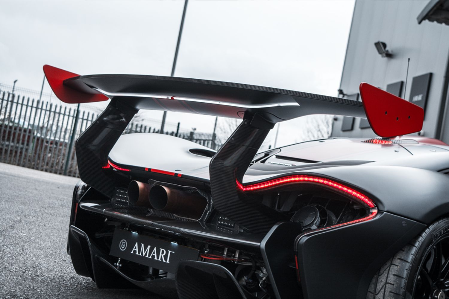 MCLAREN P1 HYBRID ELECTRIC 3.8 P1 AUTO