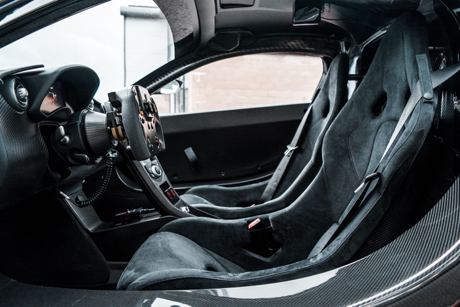 MCLAREN P1 HYBRID ELECTRIC 3.8 P1 AUTO