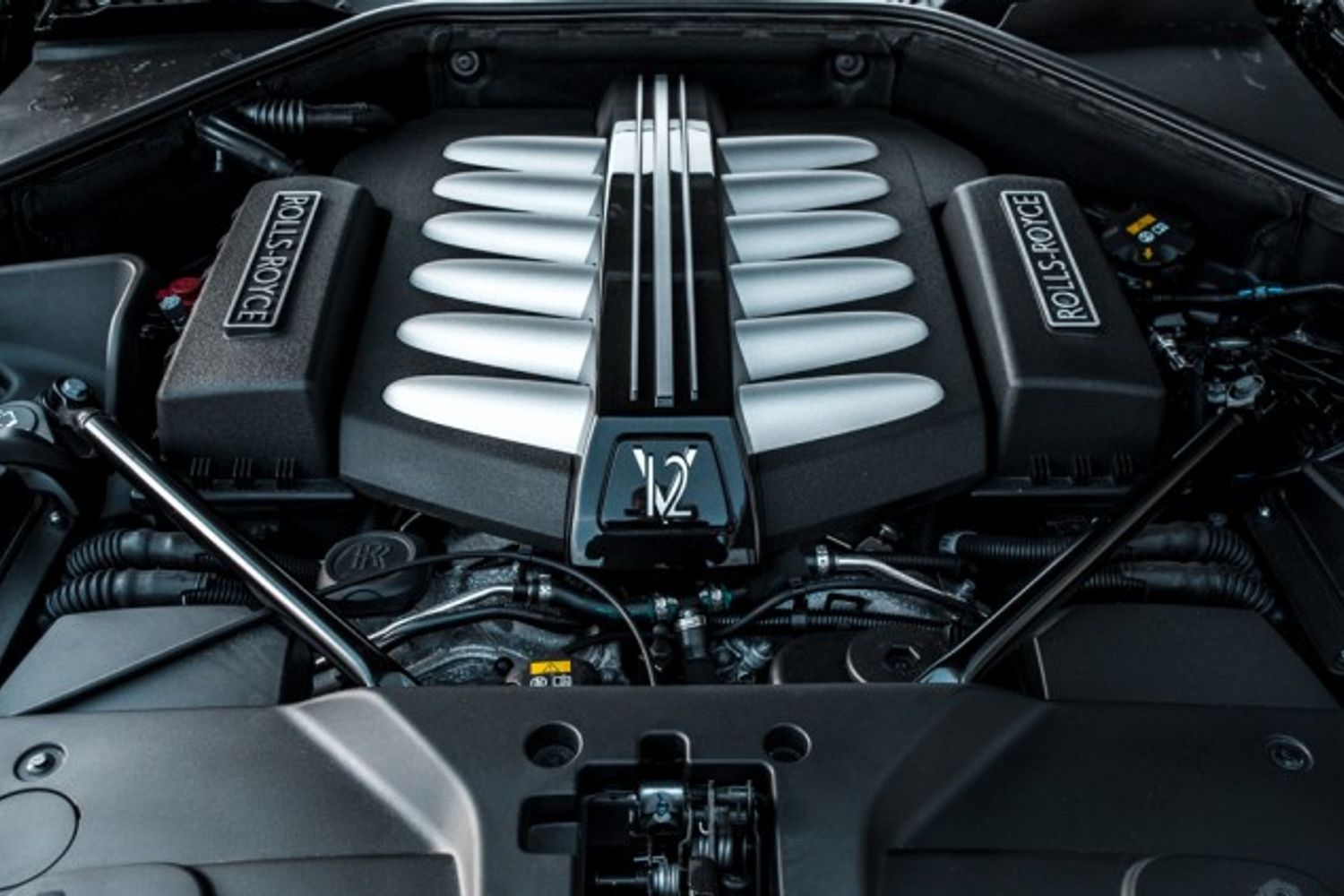 ROLLS-ROYCE DAWN CONVERTIBLE 6.6 V12 2DR AUTOMATIC