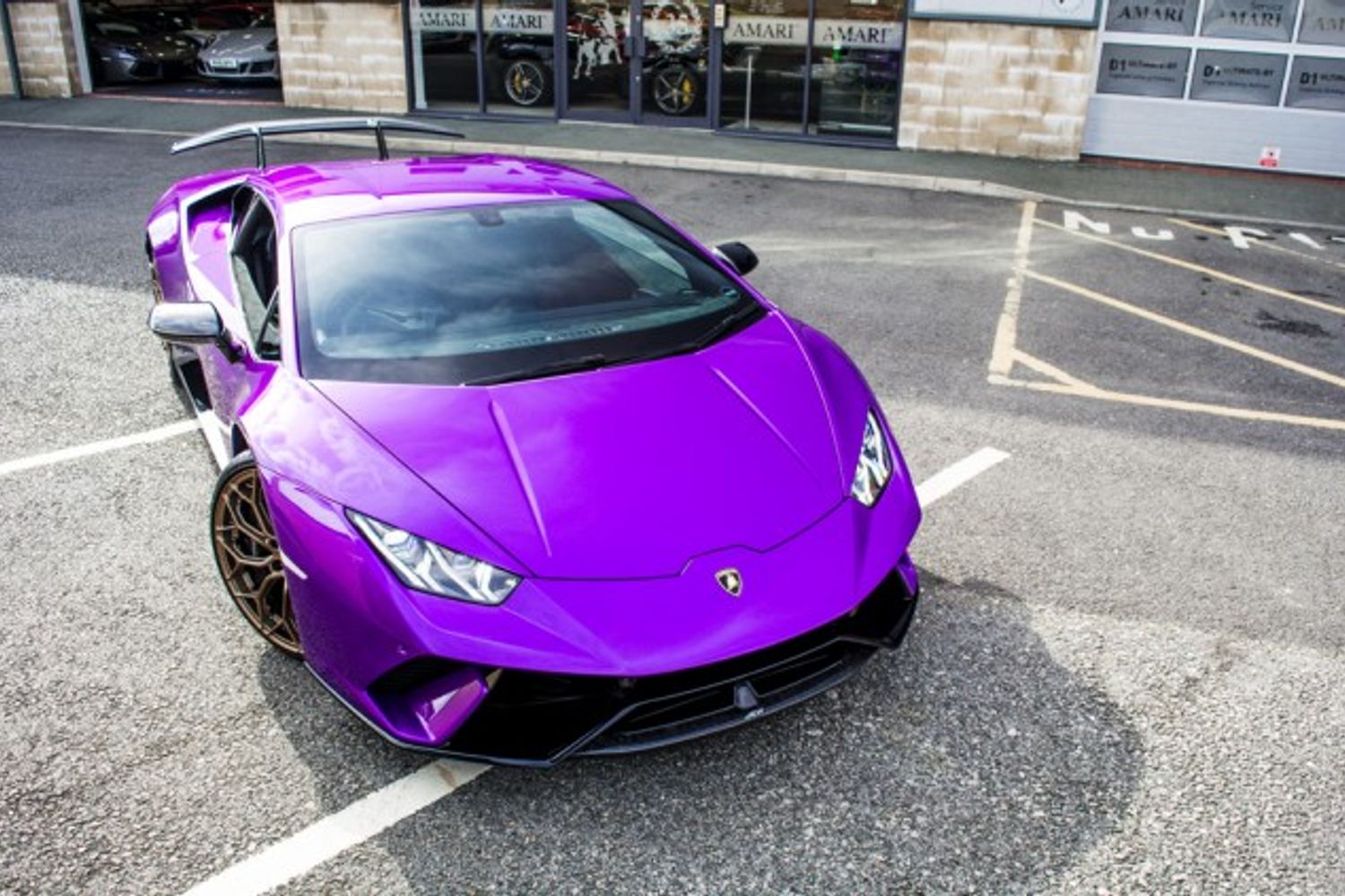 LAMBORGHINI HURACAN COUPE 5.2 LP 640-4 PERFORMANTE 2DR SEMI AUTOMATIC