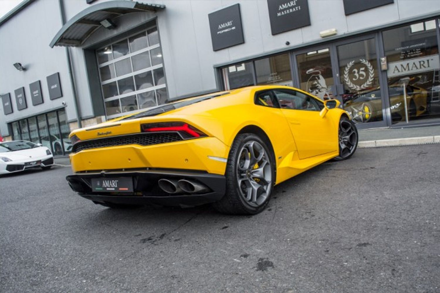 LAMBORGHINI HURACAN COUPE 5.2 LP 610-4 2DR SEMI AUTOMATIC