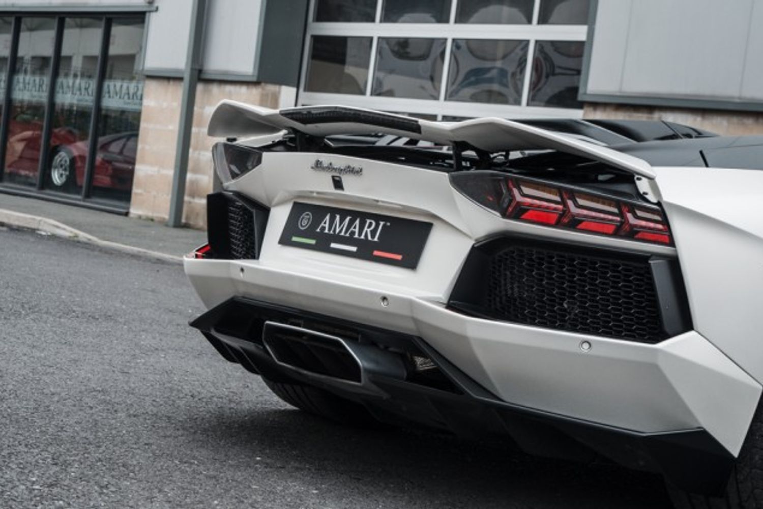 LAMBORGHINI AVENTADOR CONVERTIBLE 6.5 LP 700-4 ROADSTER 2DR SEMI AUTOMATIC