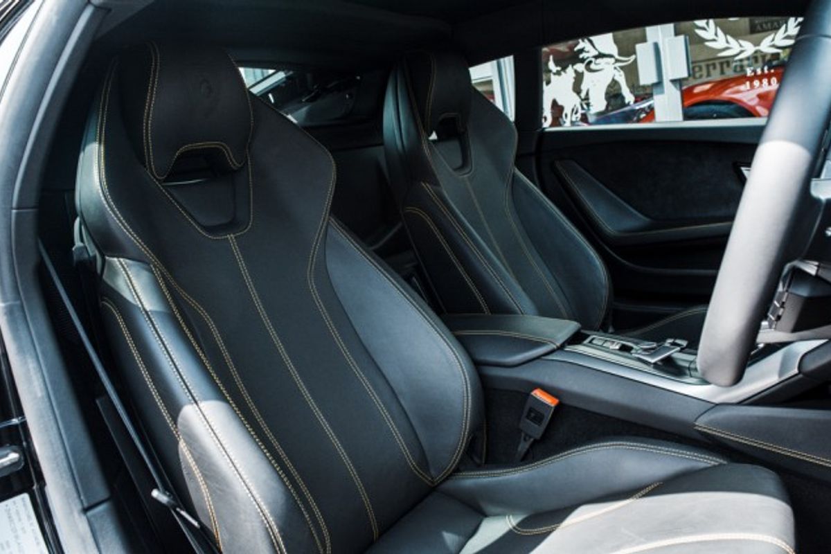LAMBORGHINI HURACAN COUPE 5.2 LP 610-4 2DR SEMI AUTOMATIC
