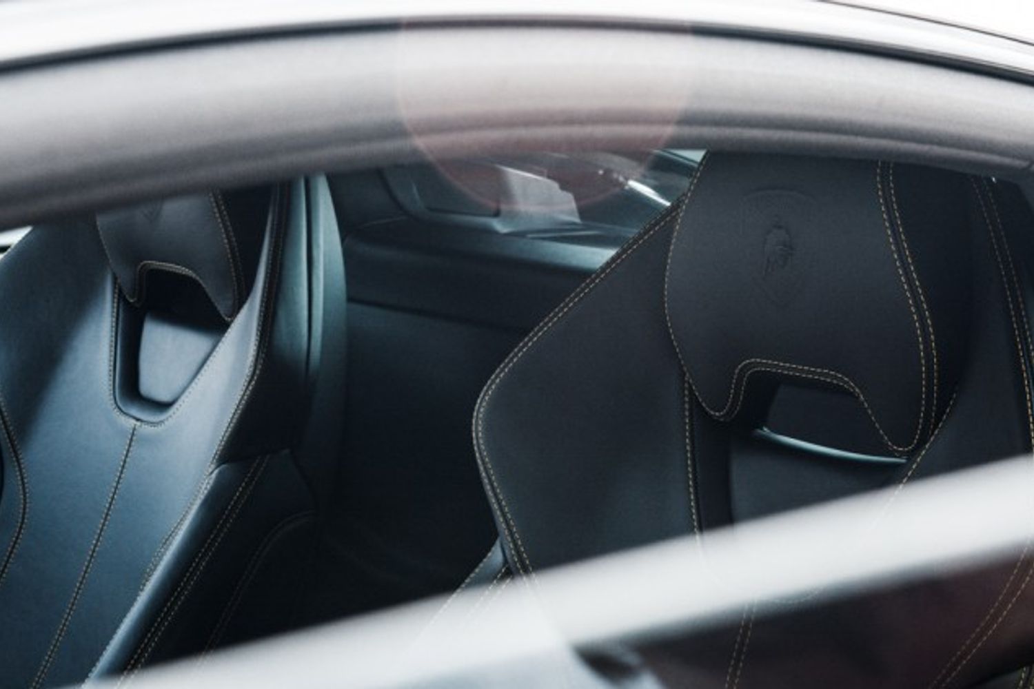LAMBORGHINI HURACAN COUPE 5.2 LP 610-4 2DR SEMI AUTOMATIC
