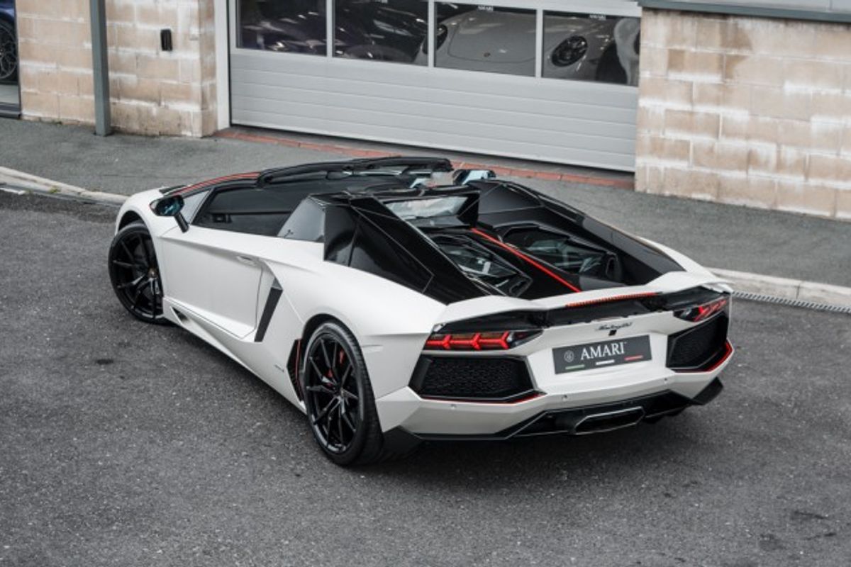 LAMBORGHINI AVENTADOR CONVERTIBLE 6.5 LP 700-4 ROADSTER 2DR SEMI AUTOMATIC