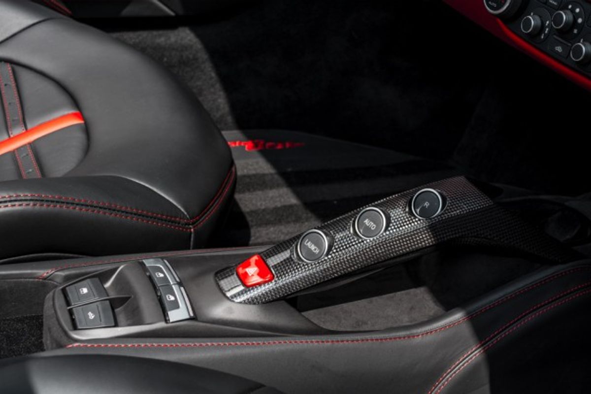 FERRARI 488 CONVERTIBLE 3.9 SPIDER 2DR SEMI AUTOMATIC