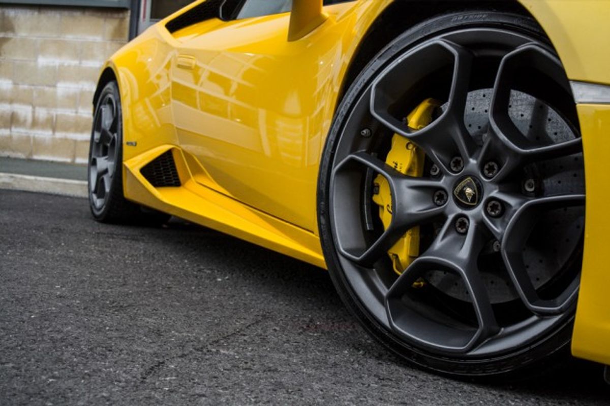 LAMBORGHINI HURACAN COUPE 5.2 LP 610-4 2DR SEMI AUTOMATIC