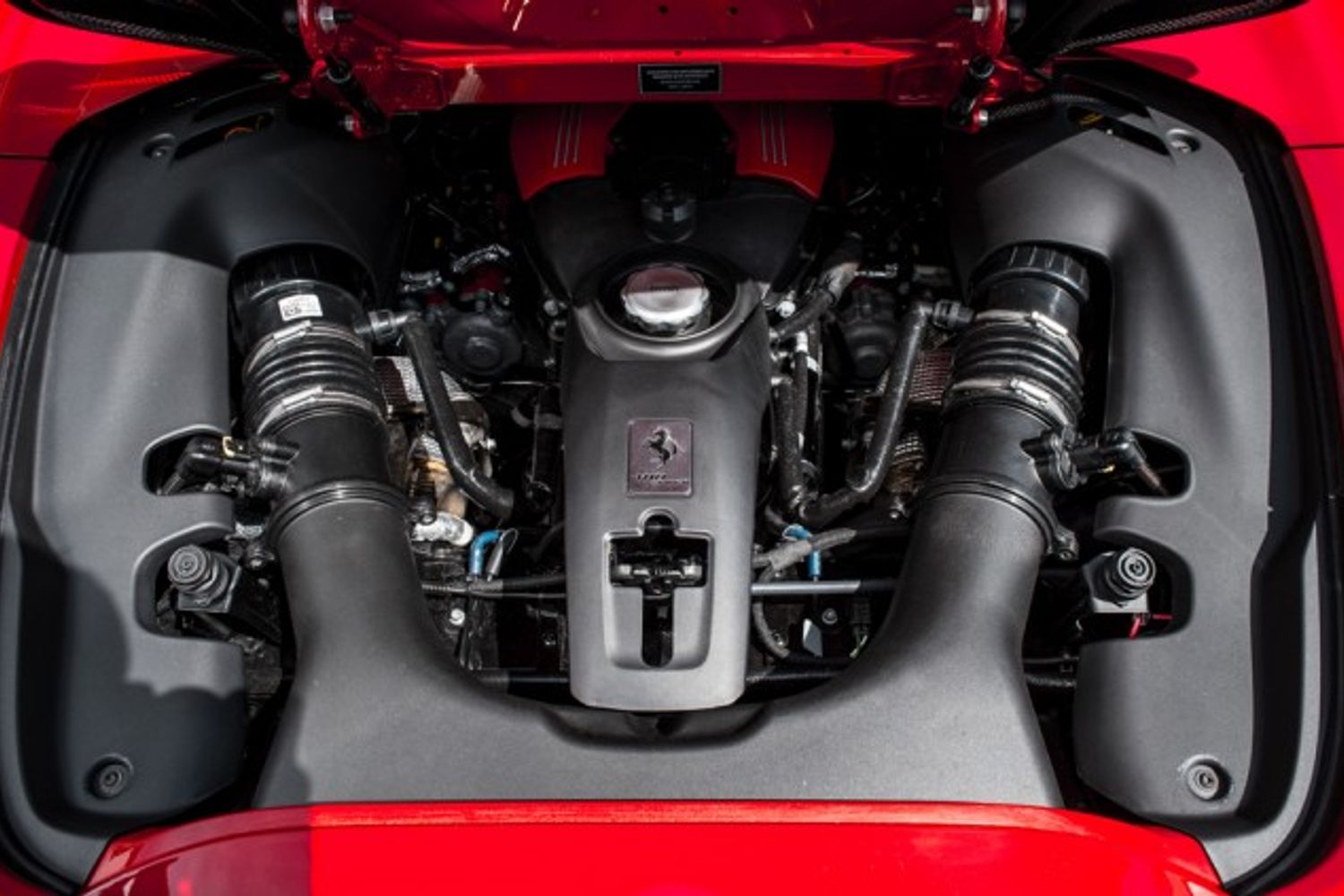 FERRARI 488 CONVERTIBLE 3.9 SPIDER 2DR SEMI AUTOMATIC