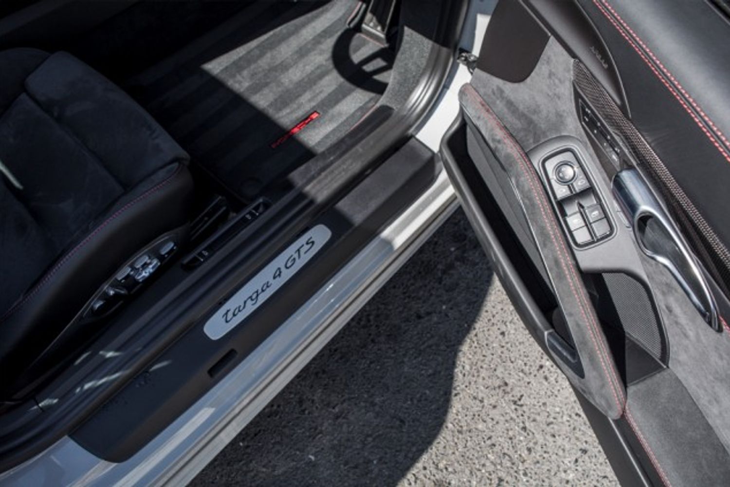 PORSCHE 911 CONVERTIBLE 3.0 TARGA 4 GTS PDK 2DR SEMI AUTOMATIC