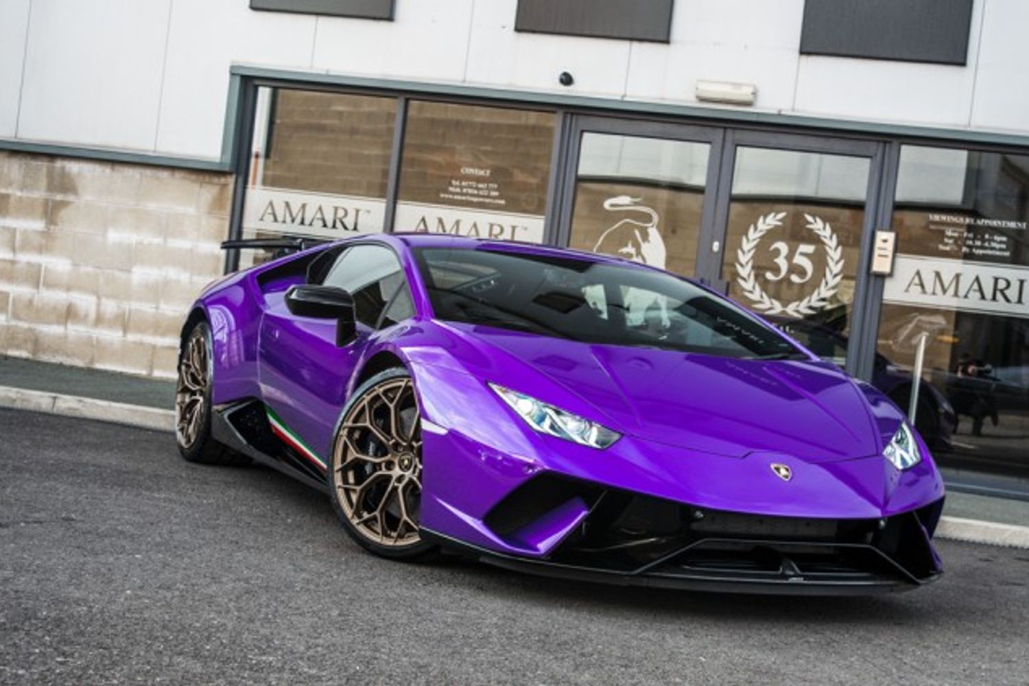 LAMBORGHINI HURACAN COUPE 5.2 LP 640-4 PERFORMANTE 2DR SEMI AUTOMATIC