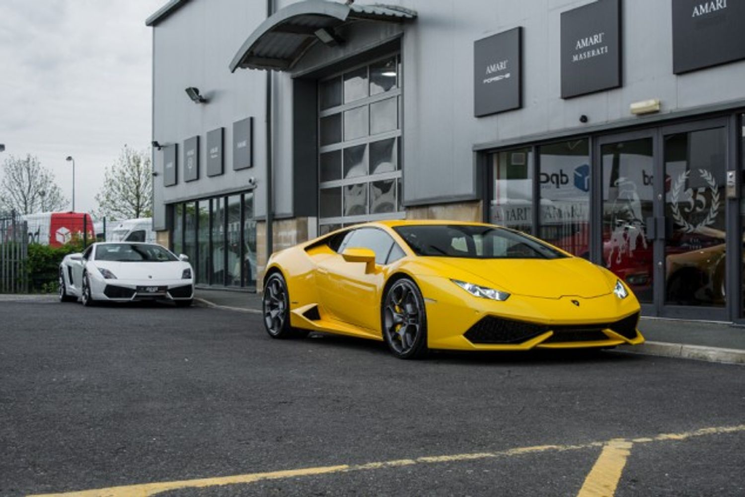 LAMBORGHINI HURACAN COUPE 5.2 LP 610-4 2DR SEMI AUTOMATIC