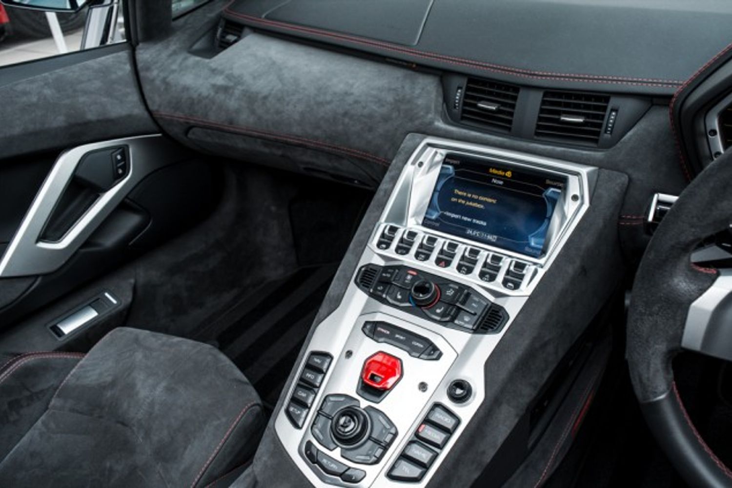 LAMBORGHINI AVENTADOR CONVERTIBLE 6.5 LP 700-4 ROADSTER 2DR SEMI AUTOMATIC