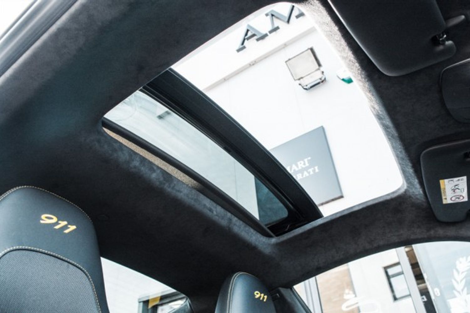 PORSCHE 911 COUPE 3.0 CARRERA T 2DR