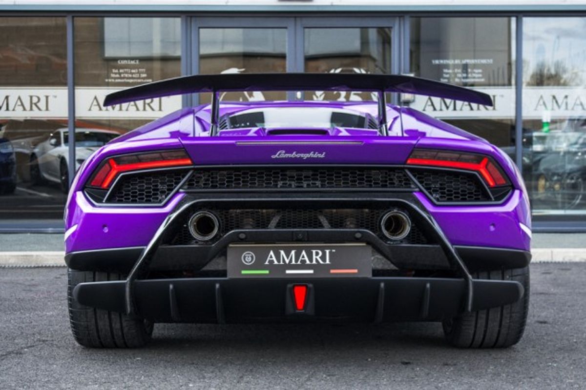 LAMBORGHINI HURACAN COUPE 5.2 LP 640-4 PERFORMANTE 2DR SEMI AUTOMATIC