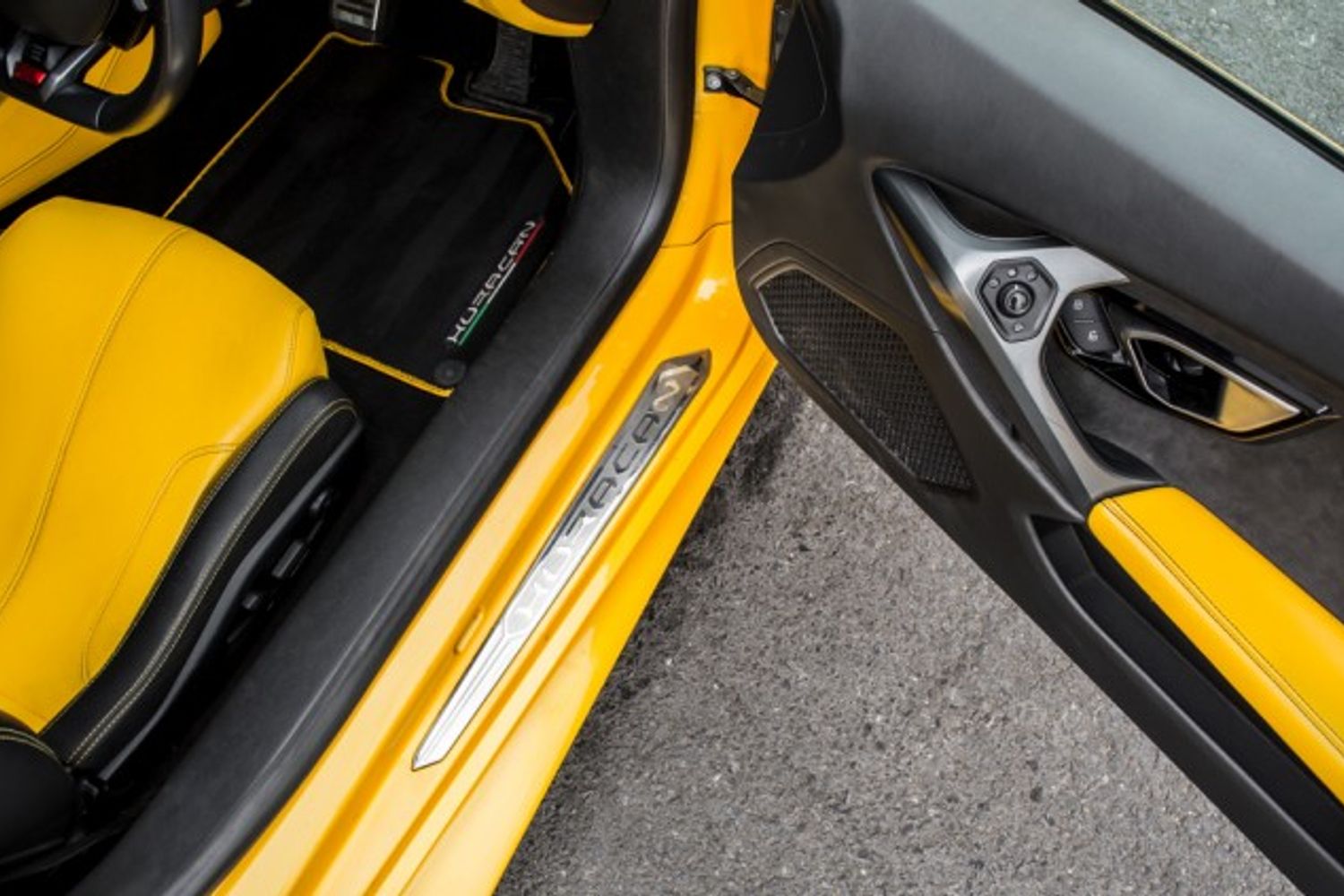 LAMBORGHINI HURACAN COUPE 5.2 LP 610-4 2DR SEMI AUTOMATIC