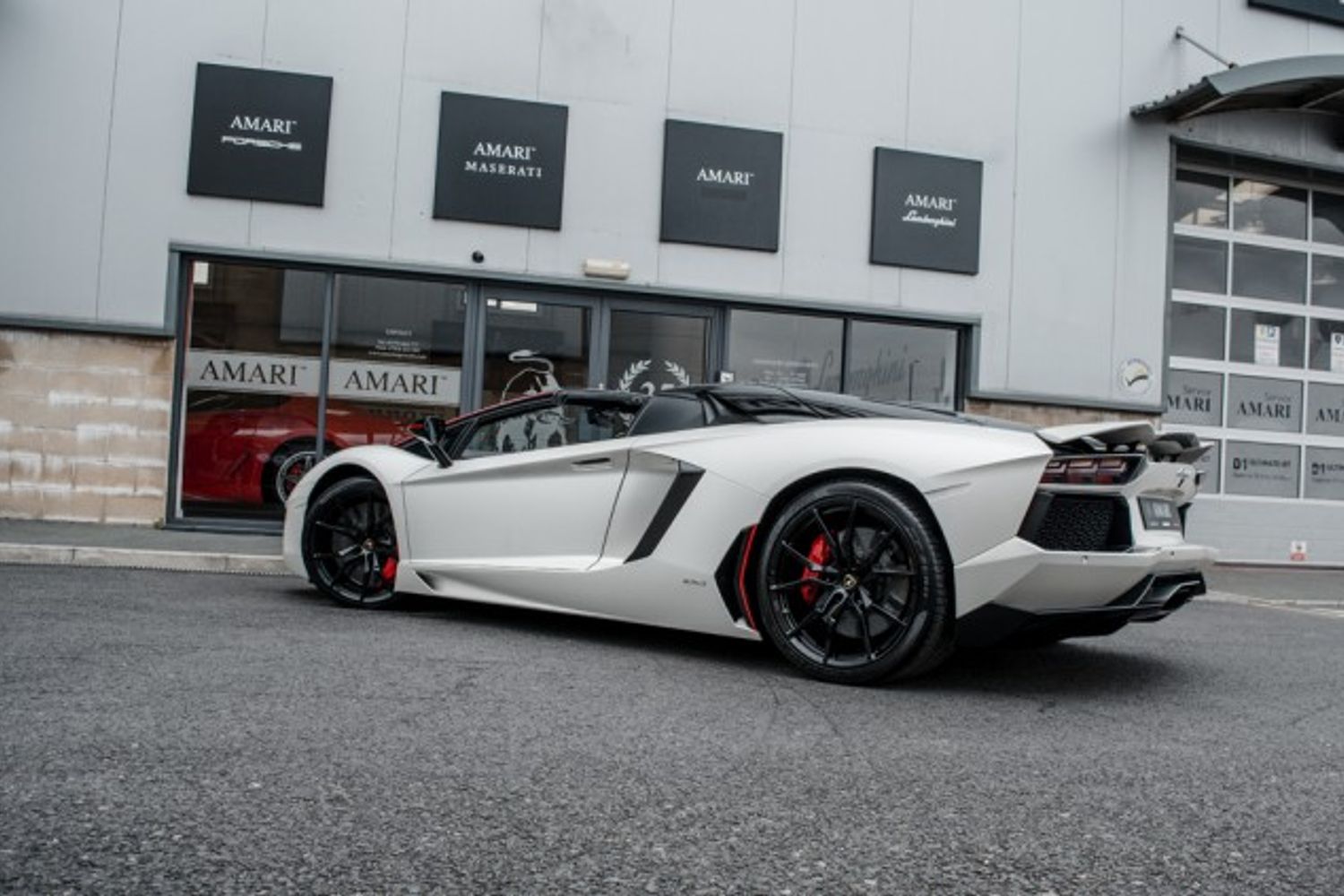 LAMBORGHINI AVENTADOR CONVERTIBLE 6.5 LP 700-4 ROADSTER 2DR SEMI AUTOMATIC