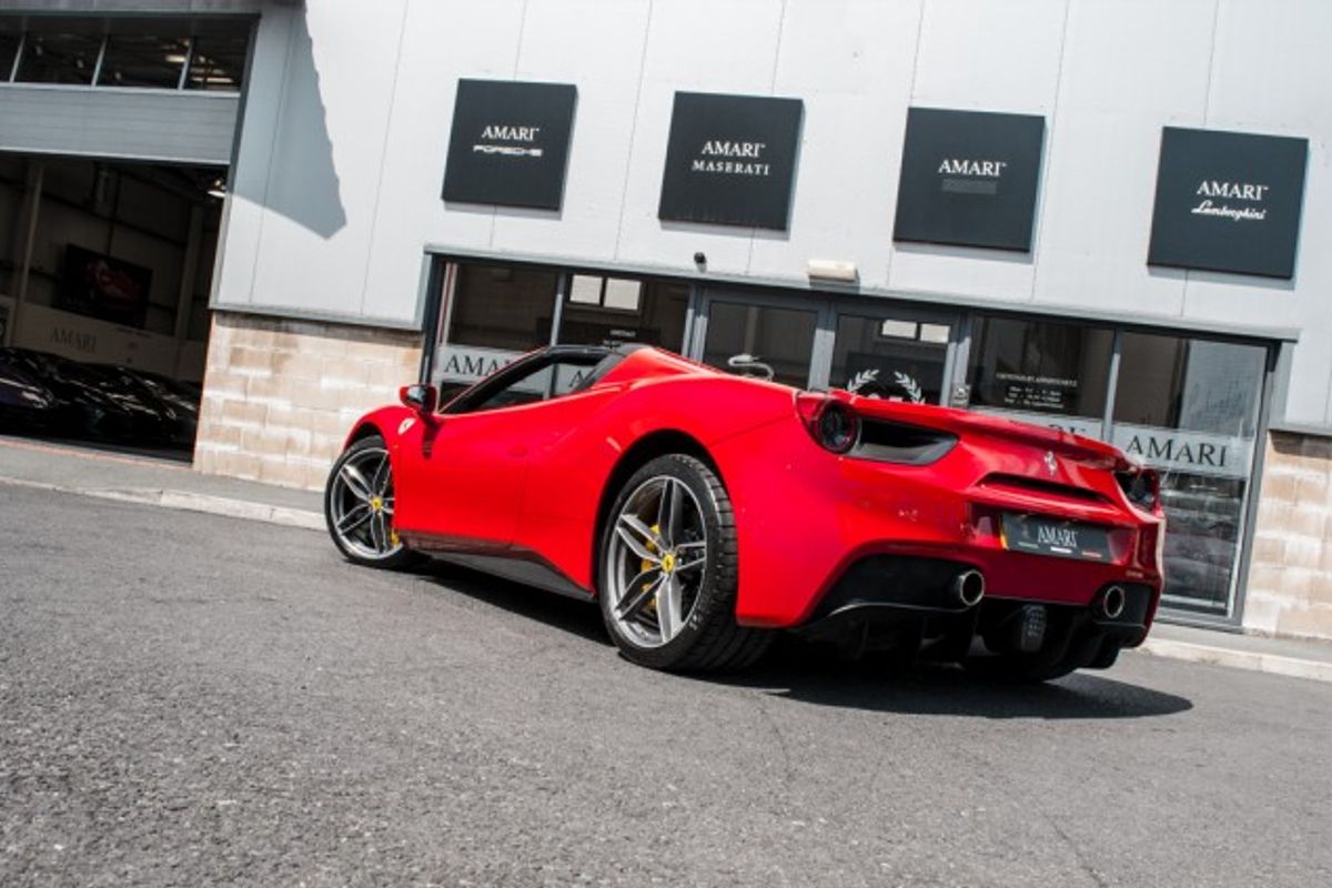 FERRARI 488 CONVERTIBLE 3.9 SPIDER 2DR SEMI AUTOMATIC