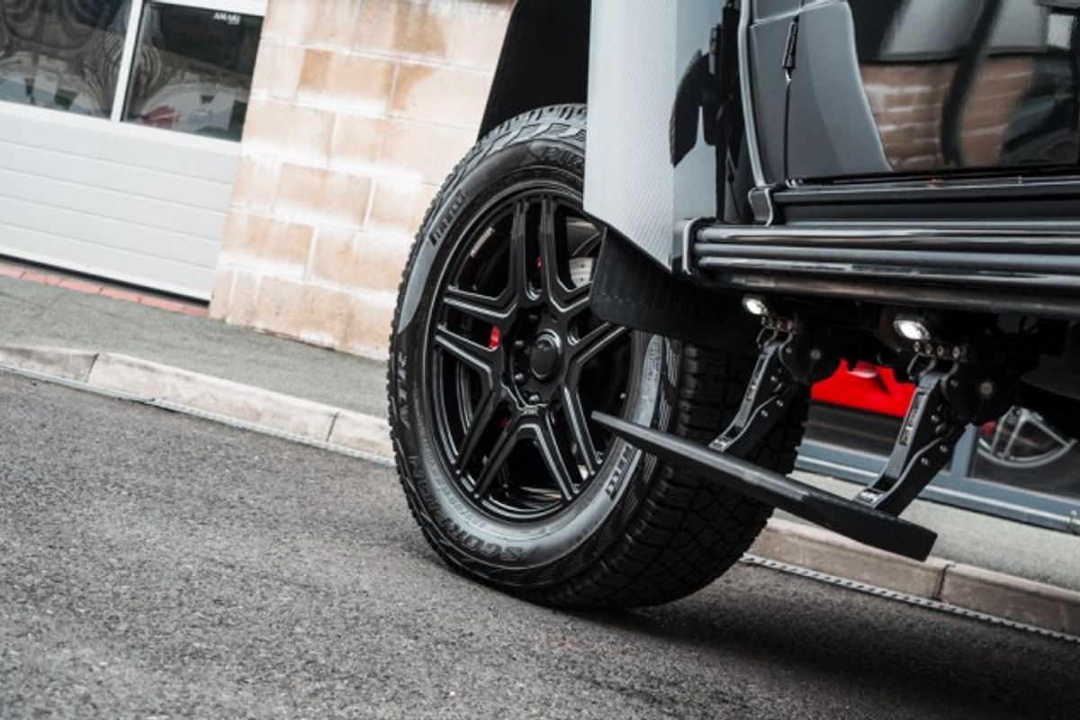 MERCEDES-BENZ G-CLASS G500 4x4 Squared Brabus